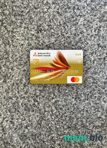 Oman bank Muscat bank mastercard gold wygląd fotograficzny skan PSD + zdjęcie